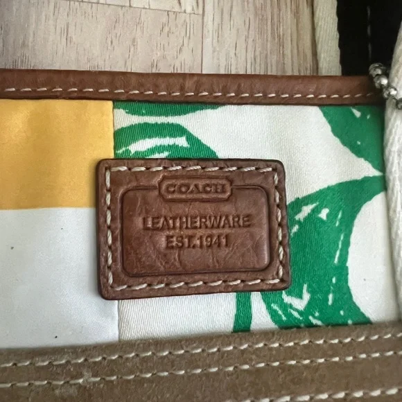 Vintage Y2K Coach Patchwork Canvas Tote in Multicolor with Tan Handles - Picture 4 of 4